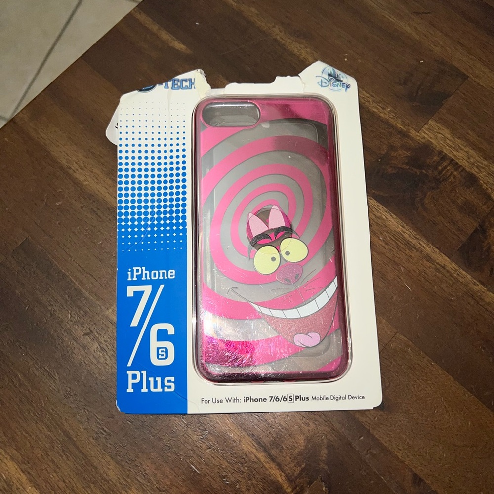 DISNEY PARKS D-TECH IPHONE CASE CHESHIRE  CAT Alice In Wonderland